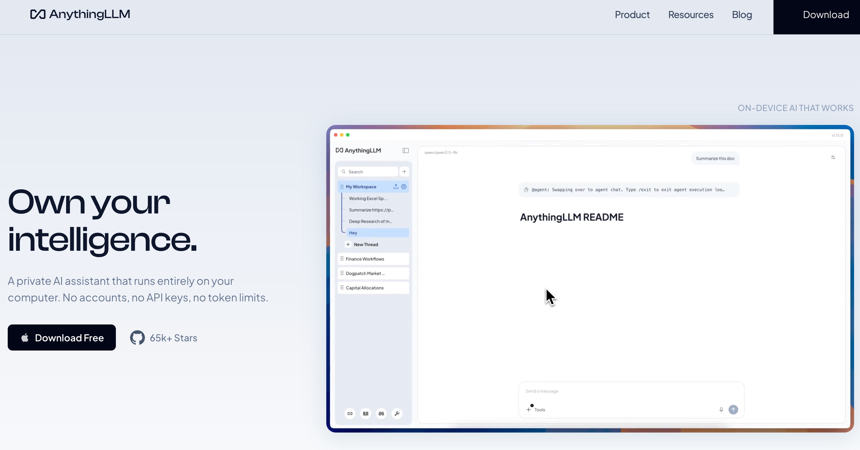 AnythingLLMのホームページ：インテリジェンスを自分のものに。アカウント、APIキー、トークン制限なしで、完全にコンピューター上で動作するプライベートAIアシスタント